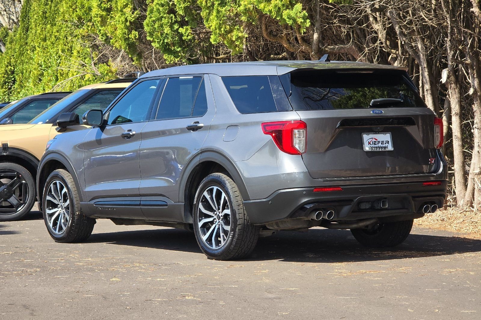 Used 2021 Ford Explorer ST w/ Equipment Group 401A AWD/4WD image 6