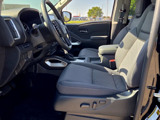 New 2027 Nissan Frontier SV RWD image 5