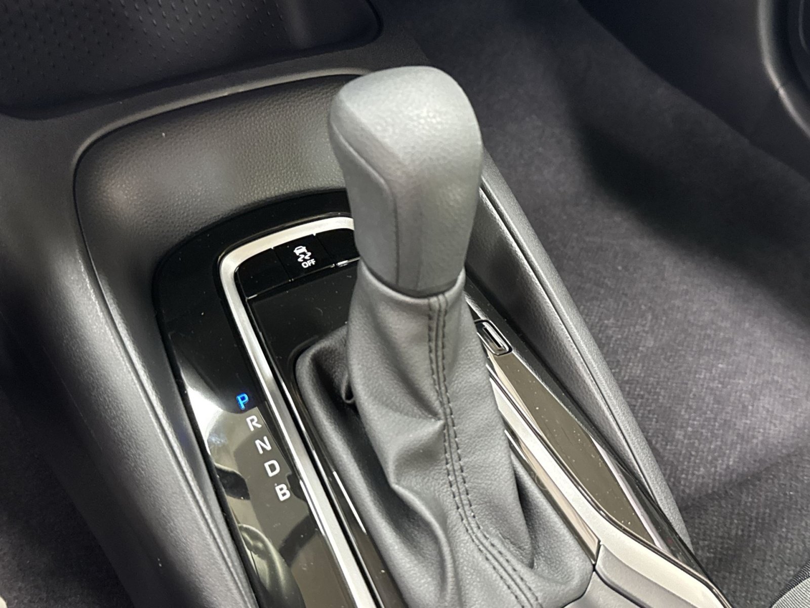 New 2026 Toyota Corolla LE FWD image 30