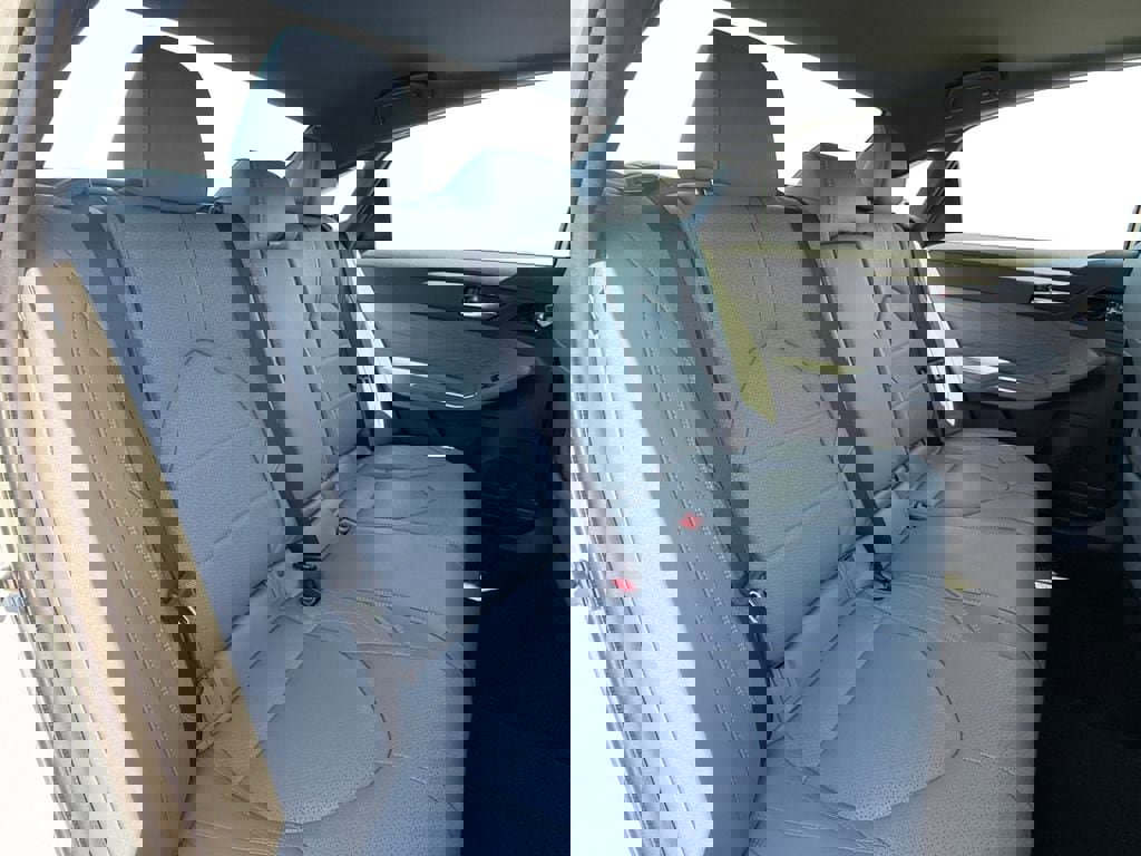 Certified 2022 Toyota Avalon Limited w/ Advanced Safety Package image 18