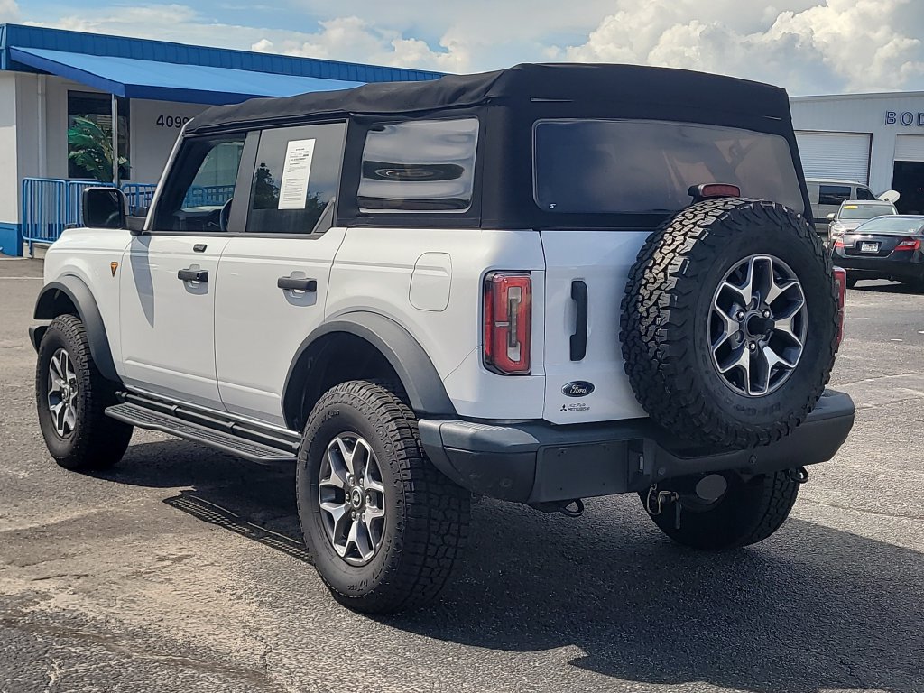 Certified 2022 Ford Bronco Badlands AWD/4WD image 3