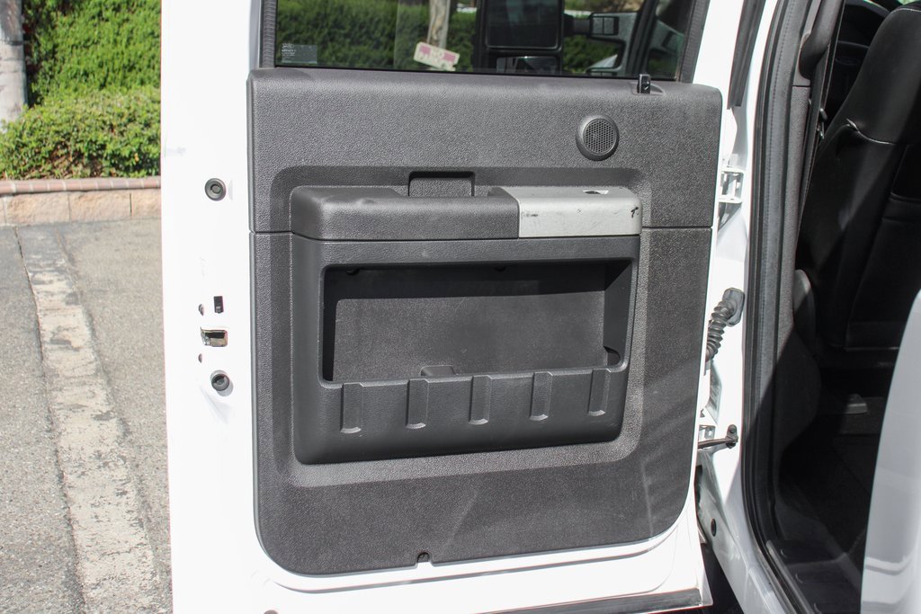 Used 2016 Ford F250 Lariat w/ Lariat Ultimate Package image 32