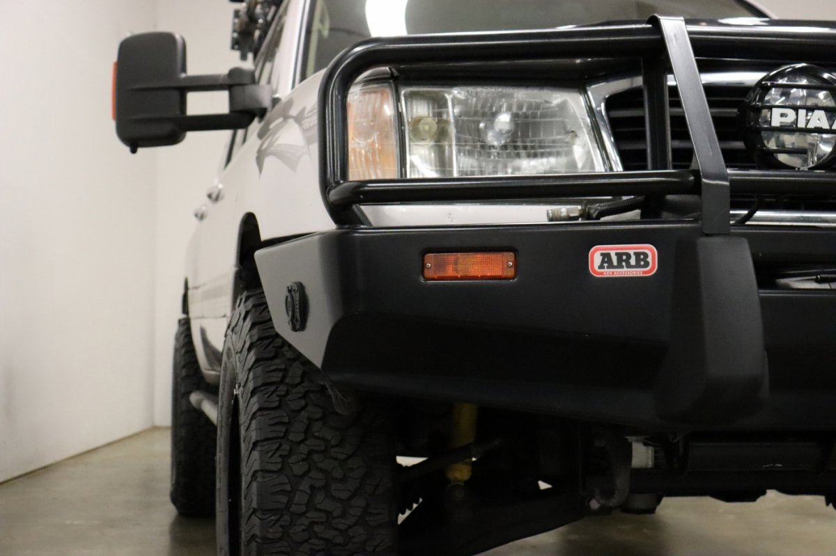 Used 2000 Toyota Land Cruiser AWD/4WD image 40