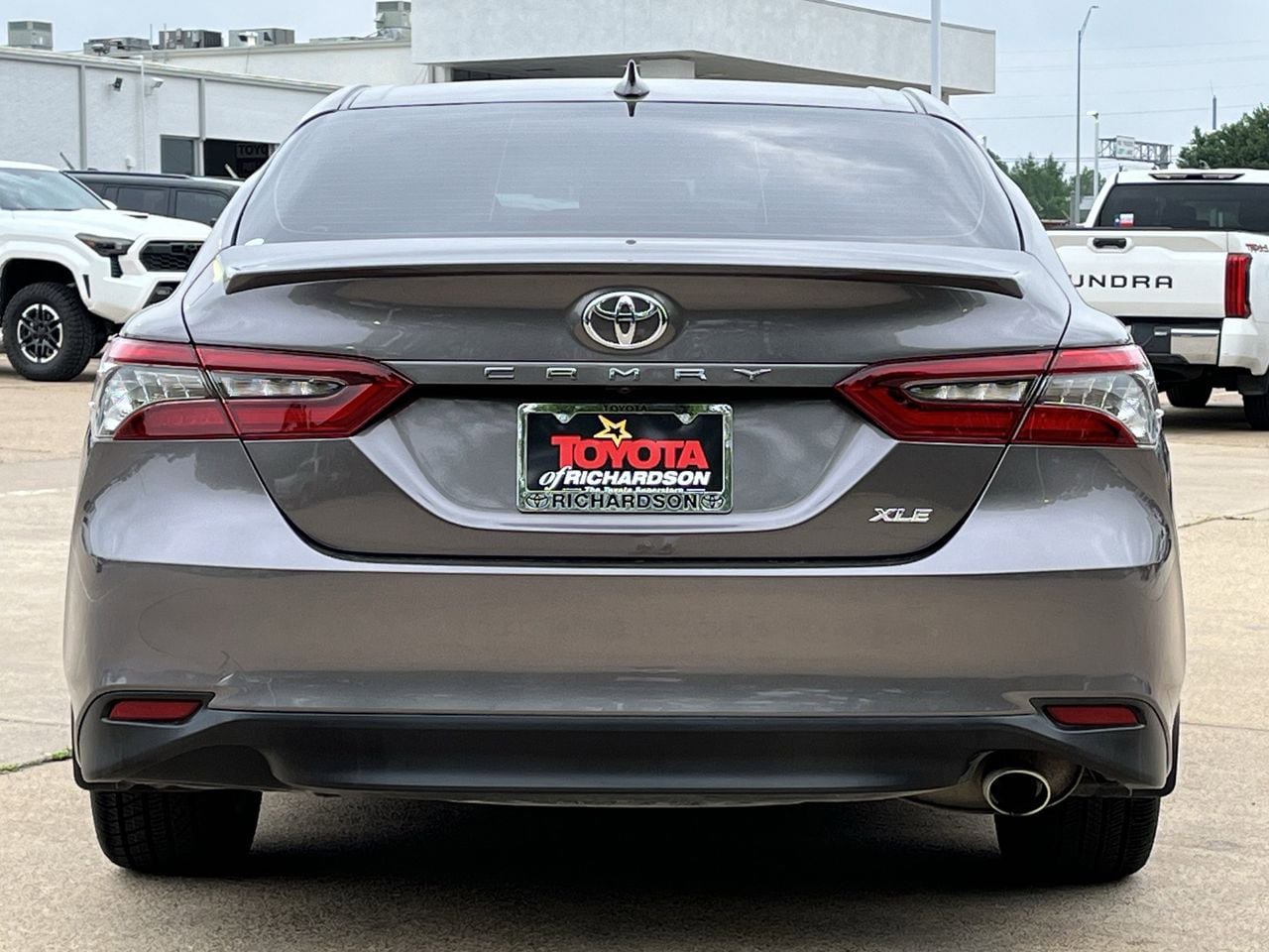 Used 2024 Toyota Camry XLE FWD image 5