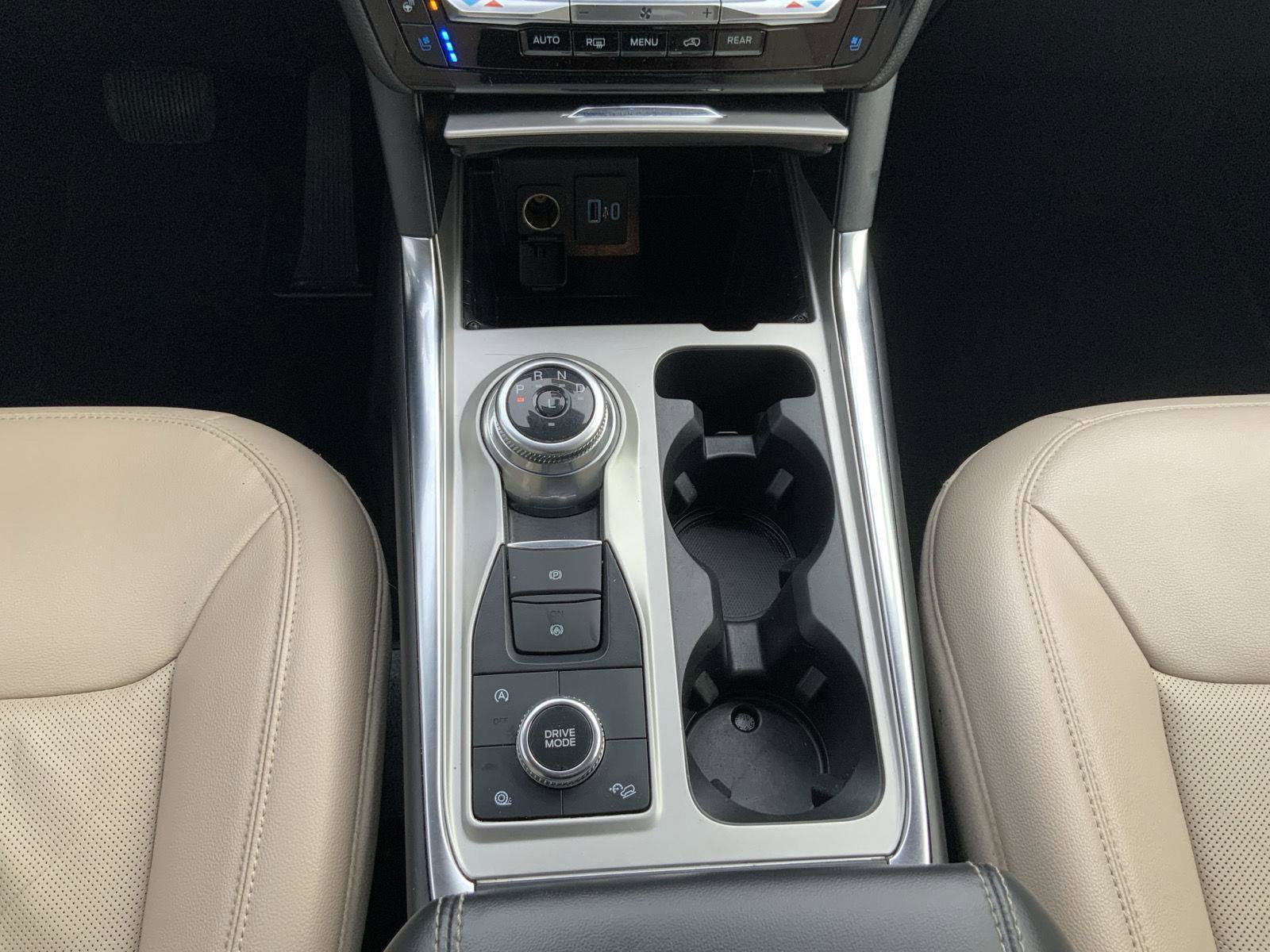 Used 2022 Ford Explorer Limited image 48