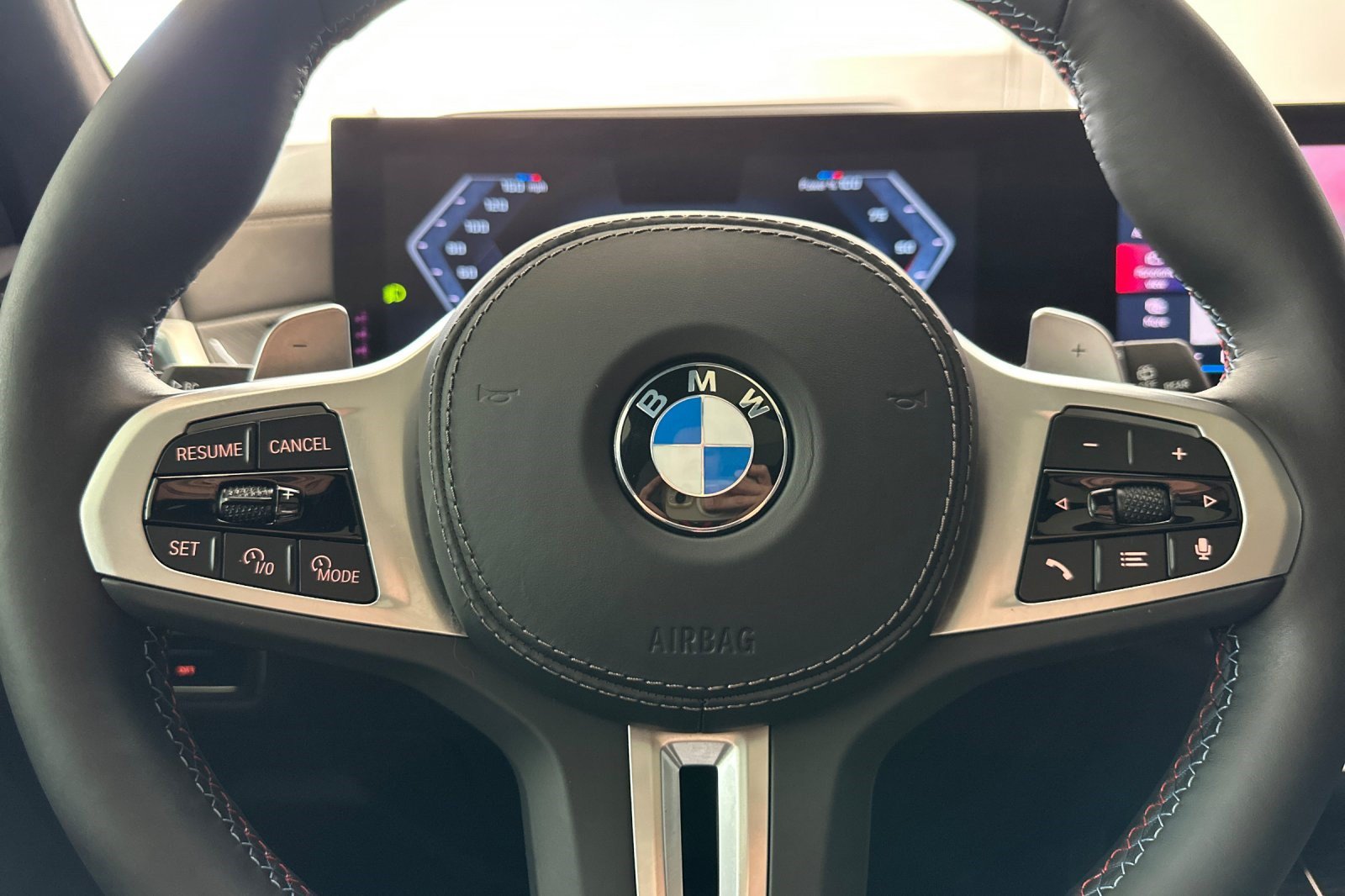 Certified 2025 BMW X7 M60i AWD/4WD image 16