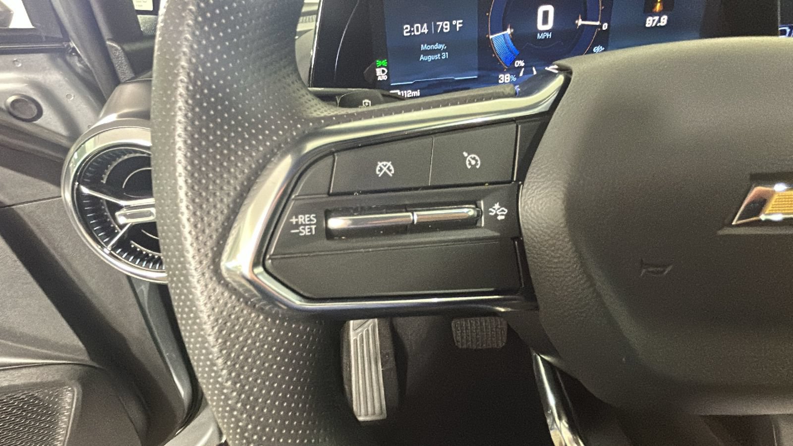 Used 2026 Chevrolet Equinox EV LT FWD image 19