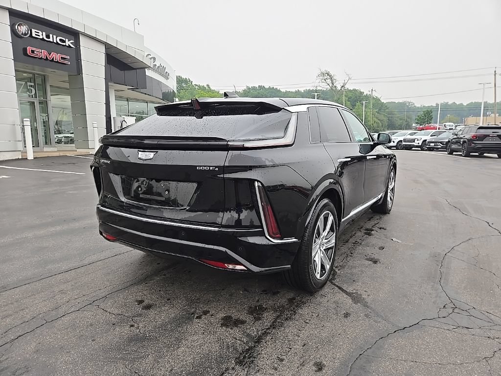 Certified 2024 Cadillac Lyriq Tech w/ Driver Assist Package AWD/4WD image 6