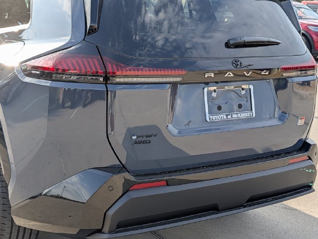 Used 2026 Toyota RAV4 AWD Plug-in Hybrid image 8