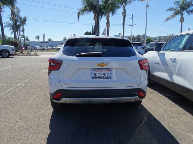 Certified 2024 Chevrolet Trax LT w/ Driver Confidence Package image 3
