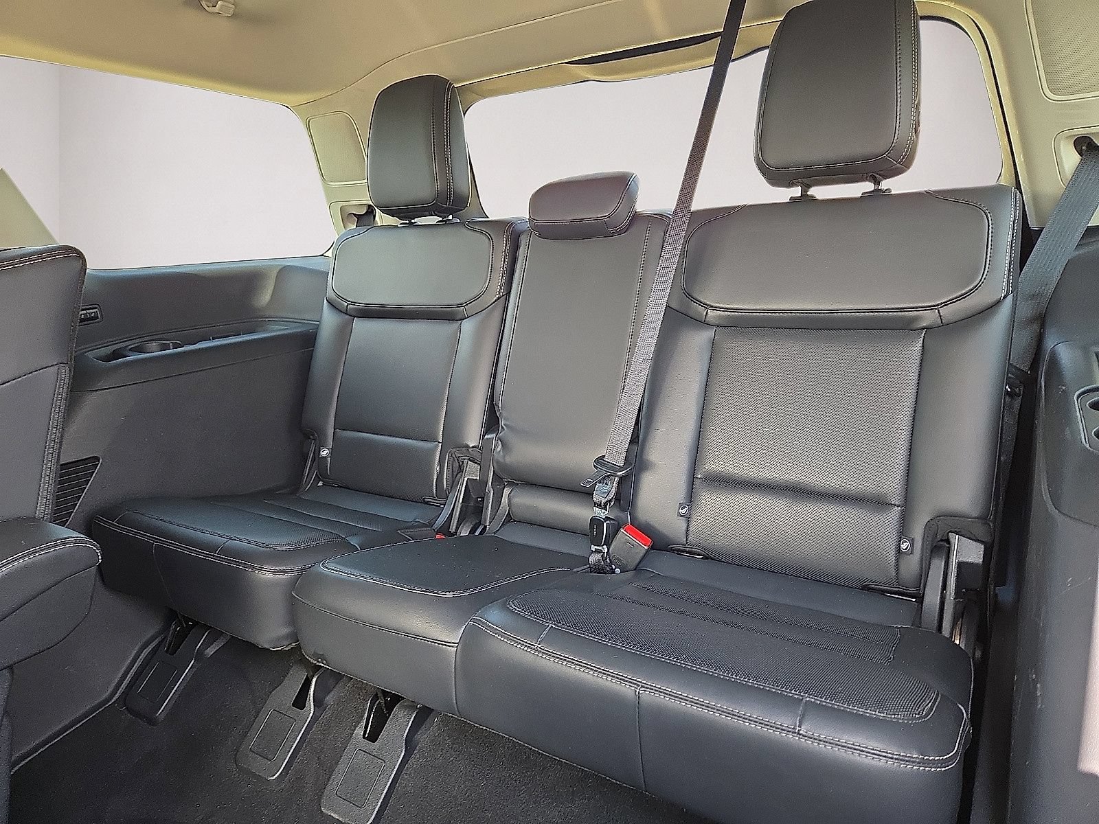 Used 2025 Ford Expedition Platinum AWD/4WD image 15