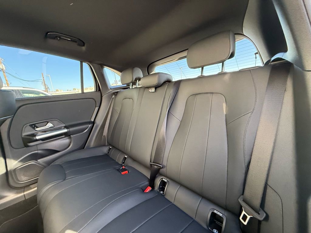 Used 2025 Mercedes-Benz GLA 250 image 7