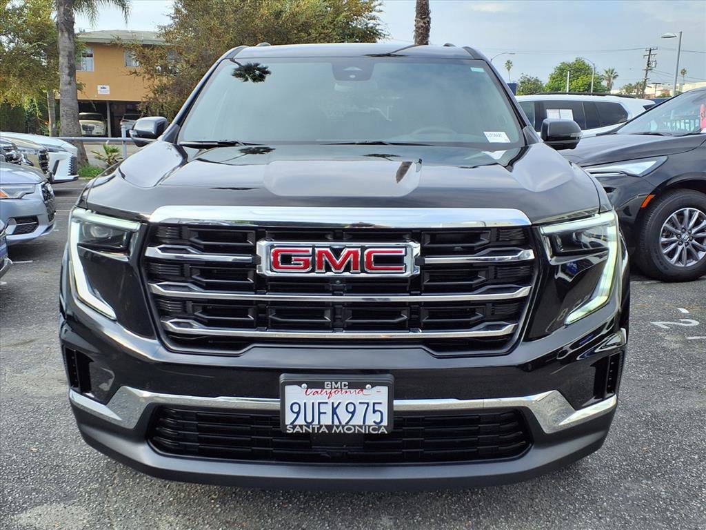 Used 2025 GMC Acadia Elevation image 2