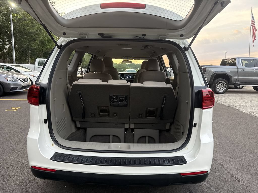 Used 2019 Kia Sedona L FWD image 20