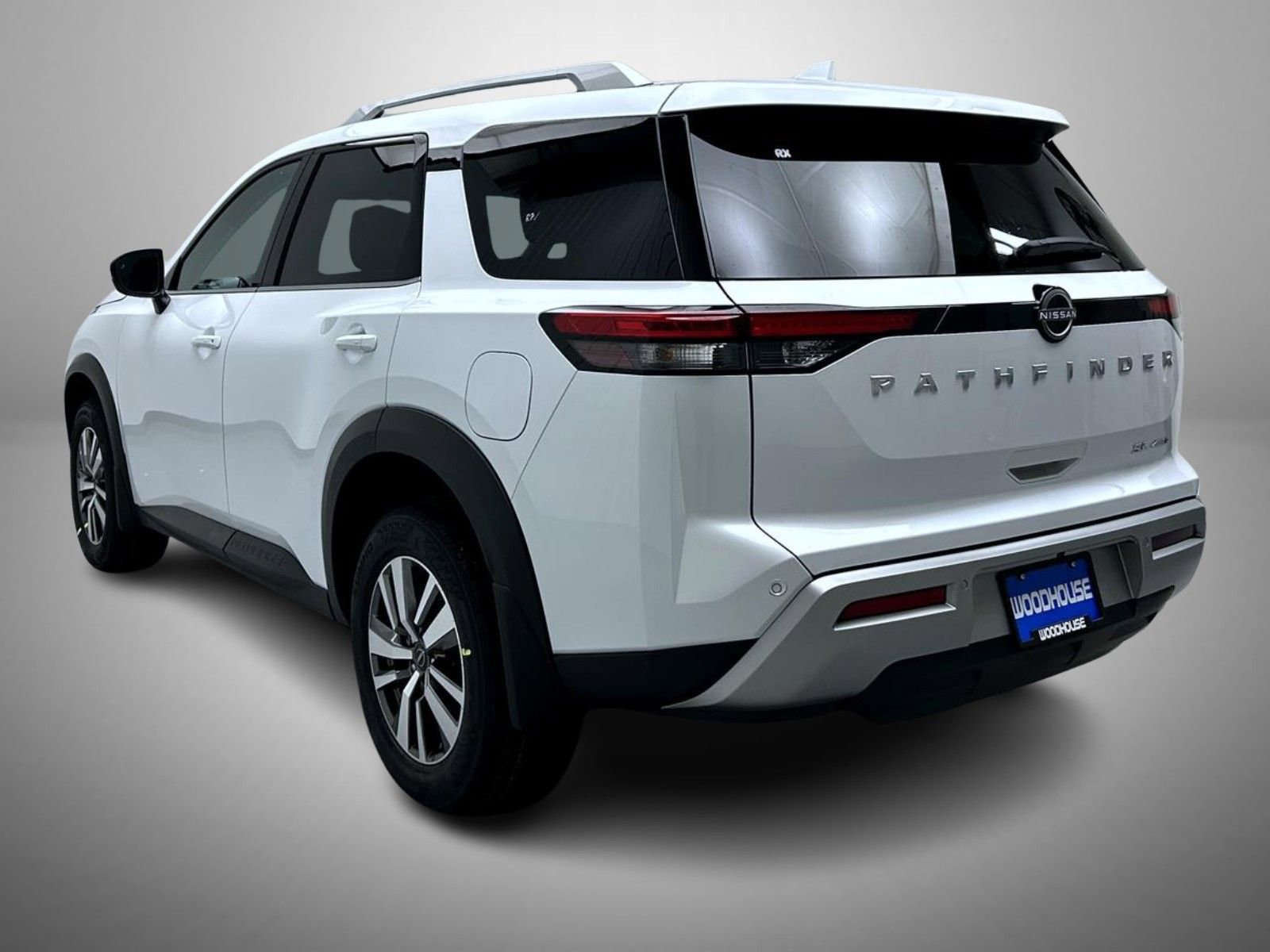 New 2025 Nissan Pathfinder SL image 7