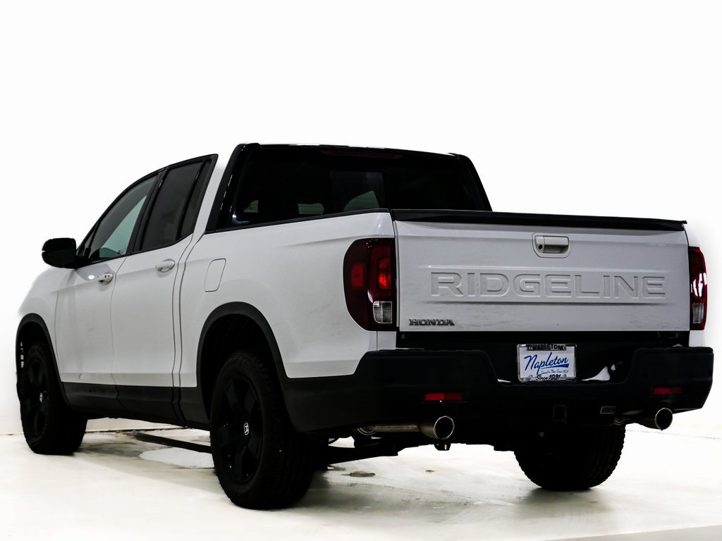 Used 2024 Honda Ridgeline Black Edition image 8