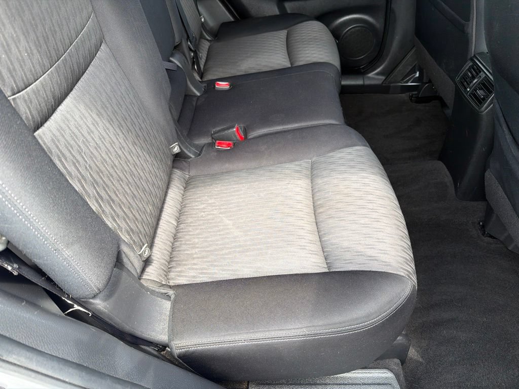 Used 2018 Nissan Rogue SV FWD image 29