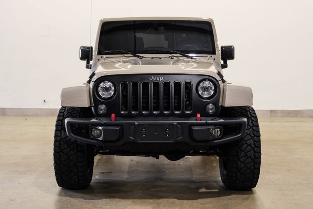 Used 2017 Jeep Wrangler Rubicon AWD/4WD image 2