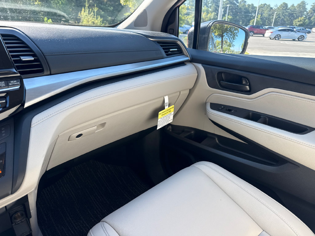 Certified 2026 Honda Odyssey EX-L image 18