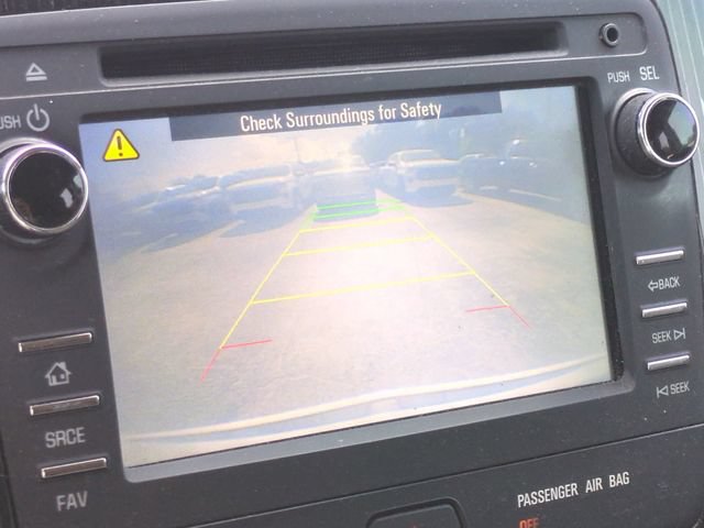Used 2016 Chevrolet Traverse LT w/ Style and Technology Package FWD image 24