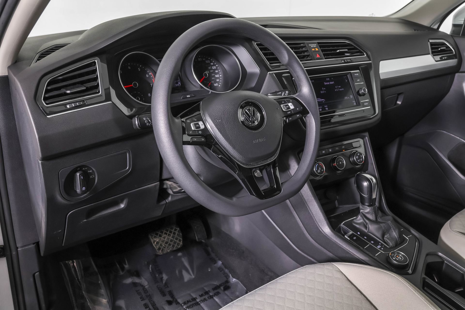 Used 2019 Volkswagen Tiguan S w/ Driver Assistance Package image 5