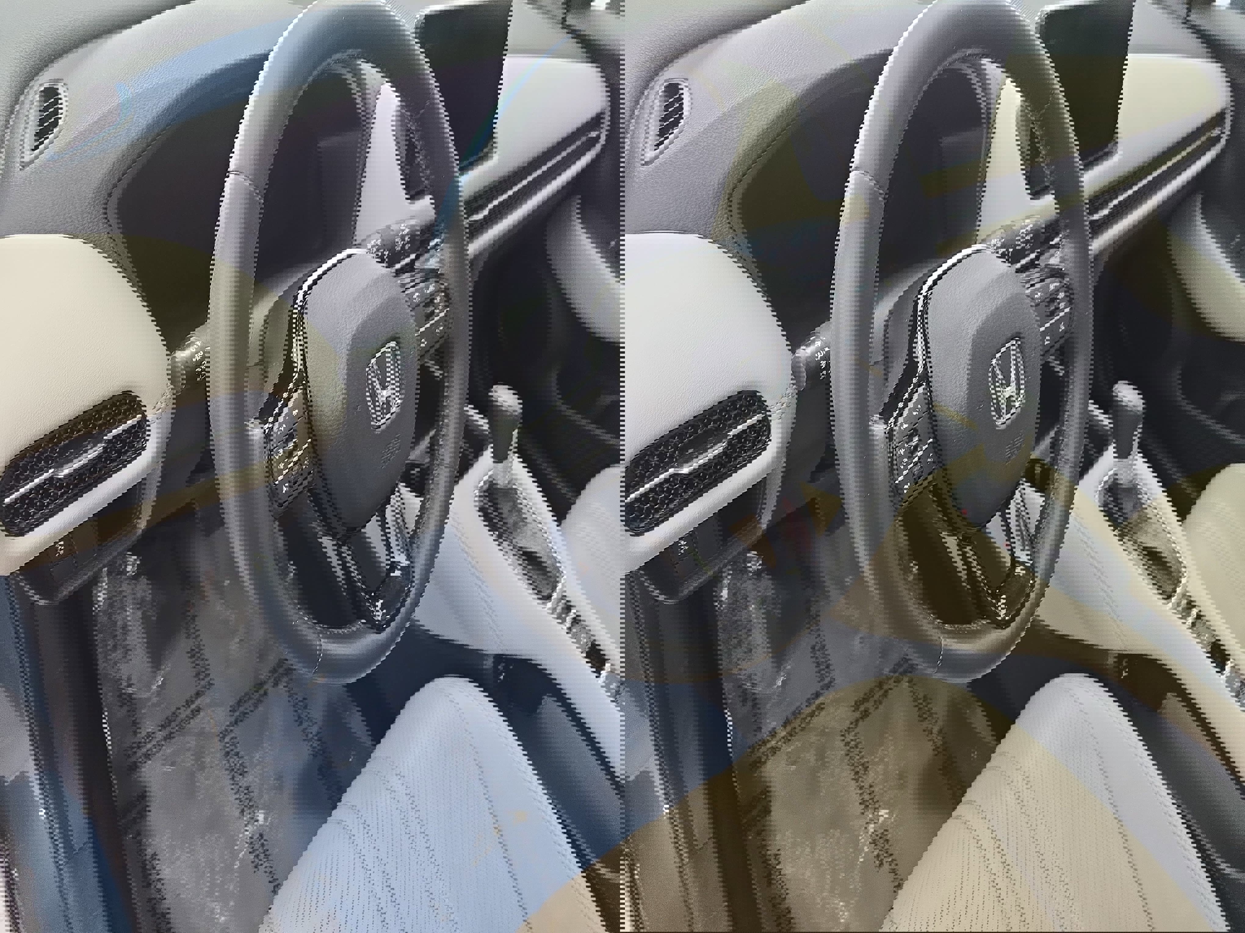 Used 2024 Honda HR-V EX-L image 15