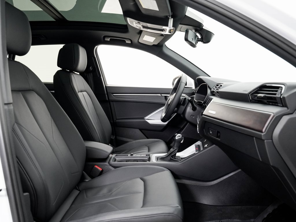 Certified 2024 Audi Q3 2.0T Premium image 21