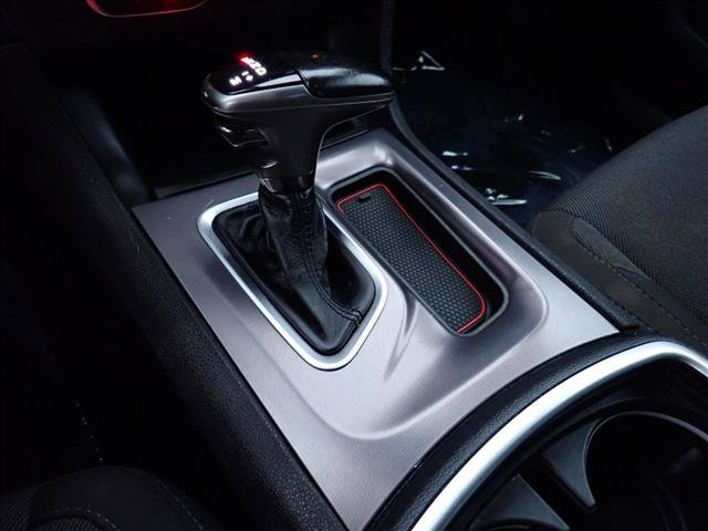 Used 2019 Dodge Charger SXT RWD image 16