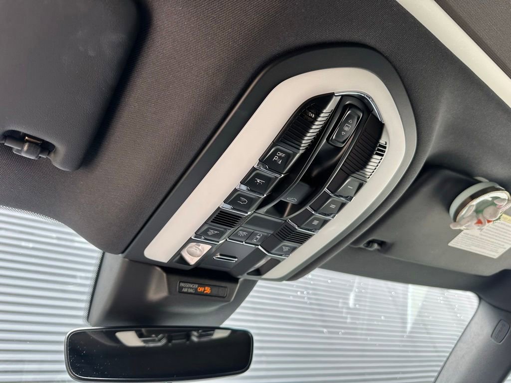 Certified 2023 Porsche Macan S AWD/4WD image 34