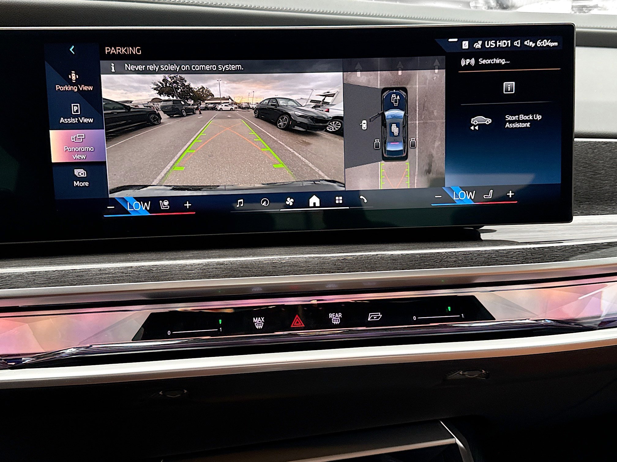 New 2026 BMW 740i xDrive w/ Premium Package image 33