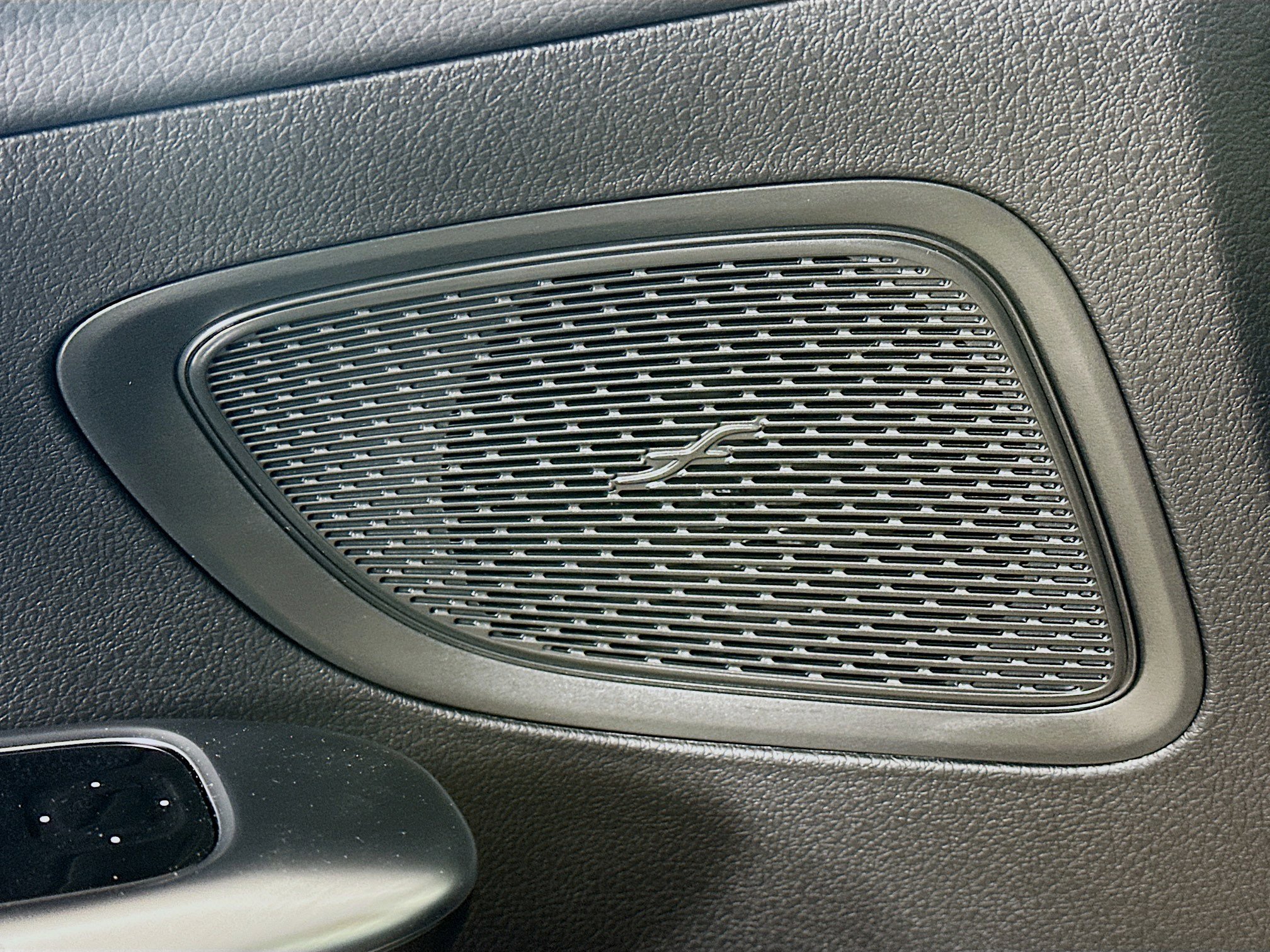 Certified 2025 Mercedes-Benz C 300 4MATIC Sedan image 23