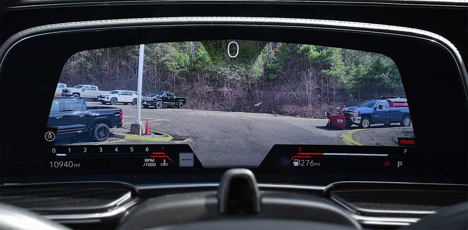 Used 2024 Cadillac Escalade ESV V image 19