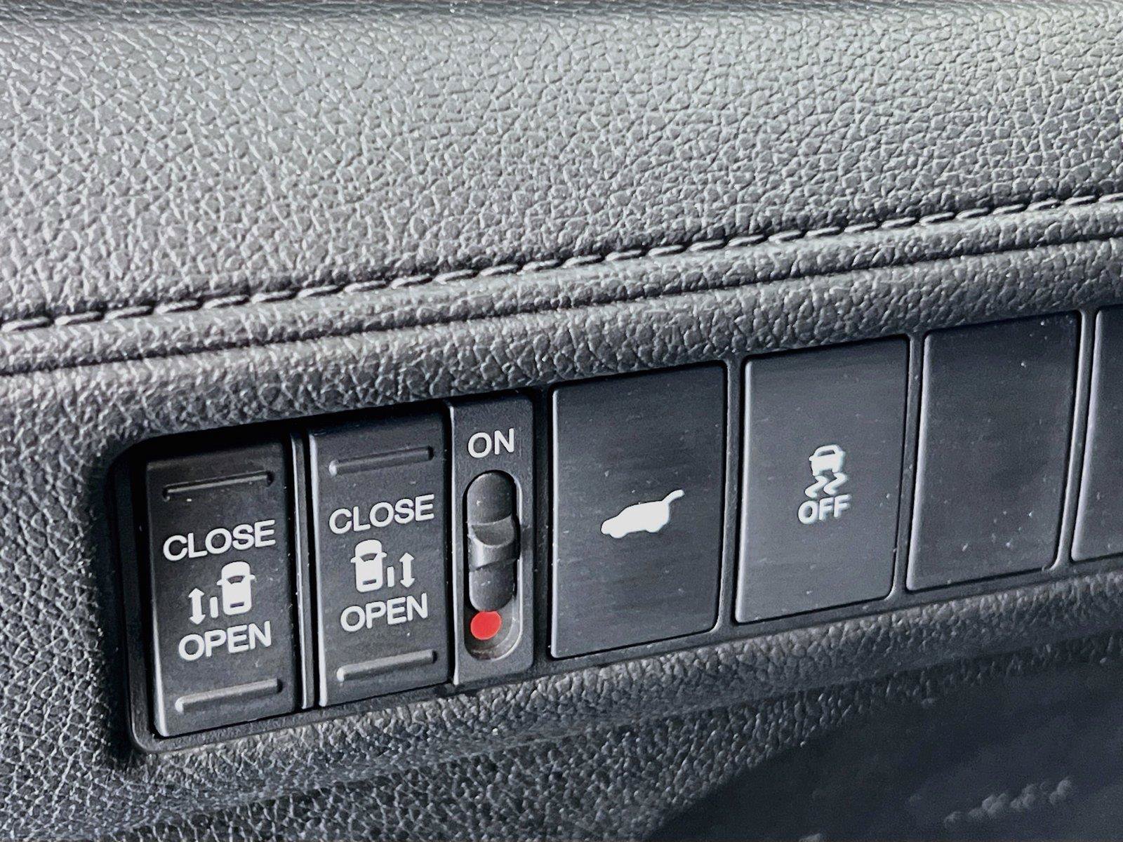 Certified 2025 Honda Odyssey EX-L image 14