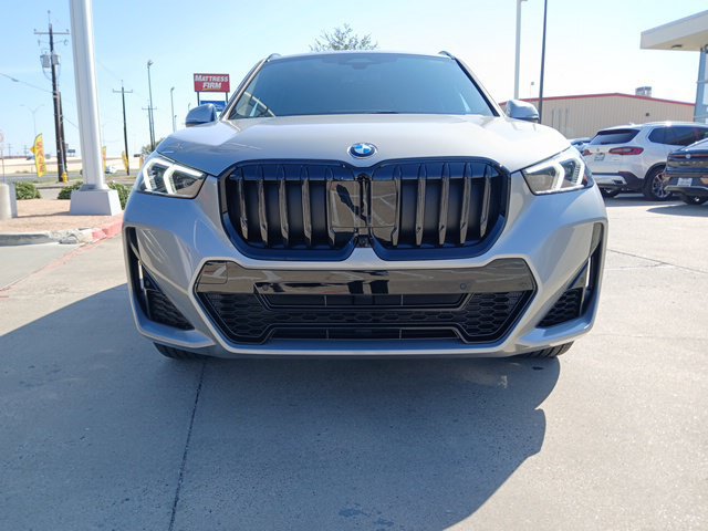 New 2026 BMW X1 xDrive28i w/ Technology Package AWD/4WD image 2