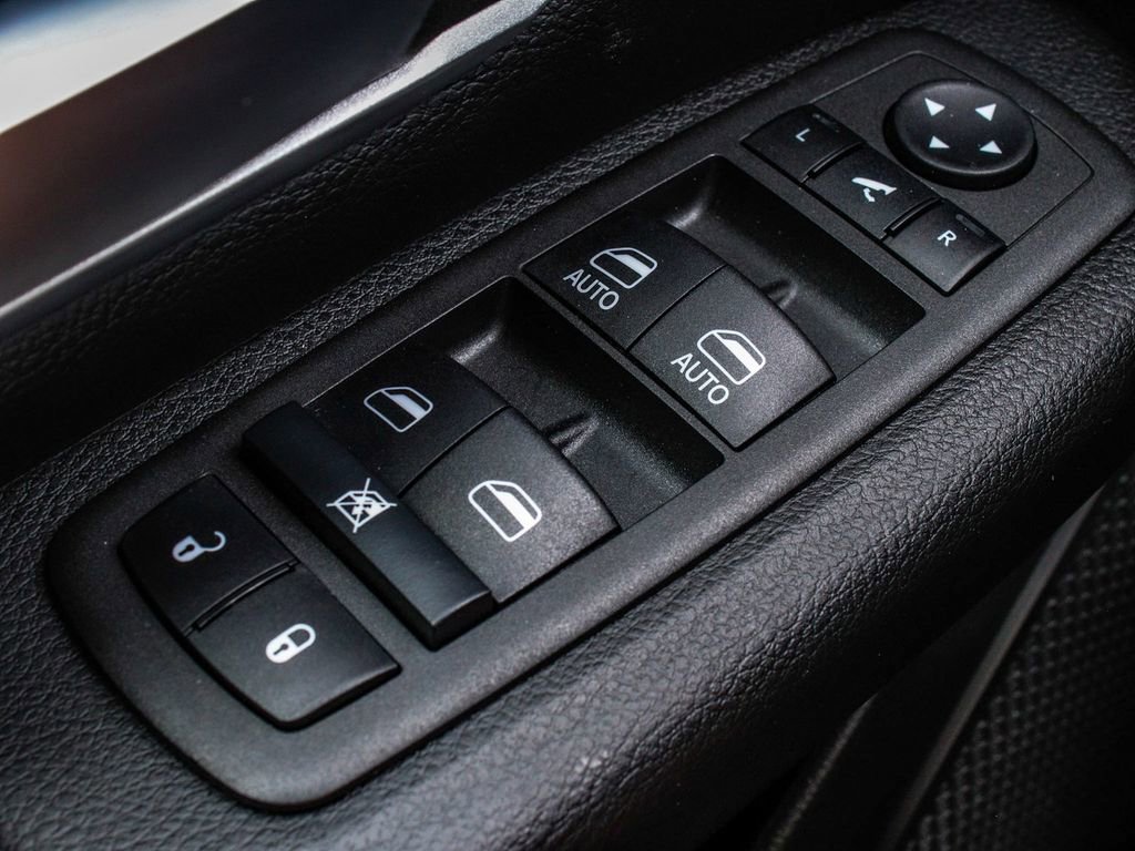 Used 2023 RAM 1500 Big Horn AWD/4WD image 10