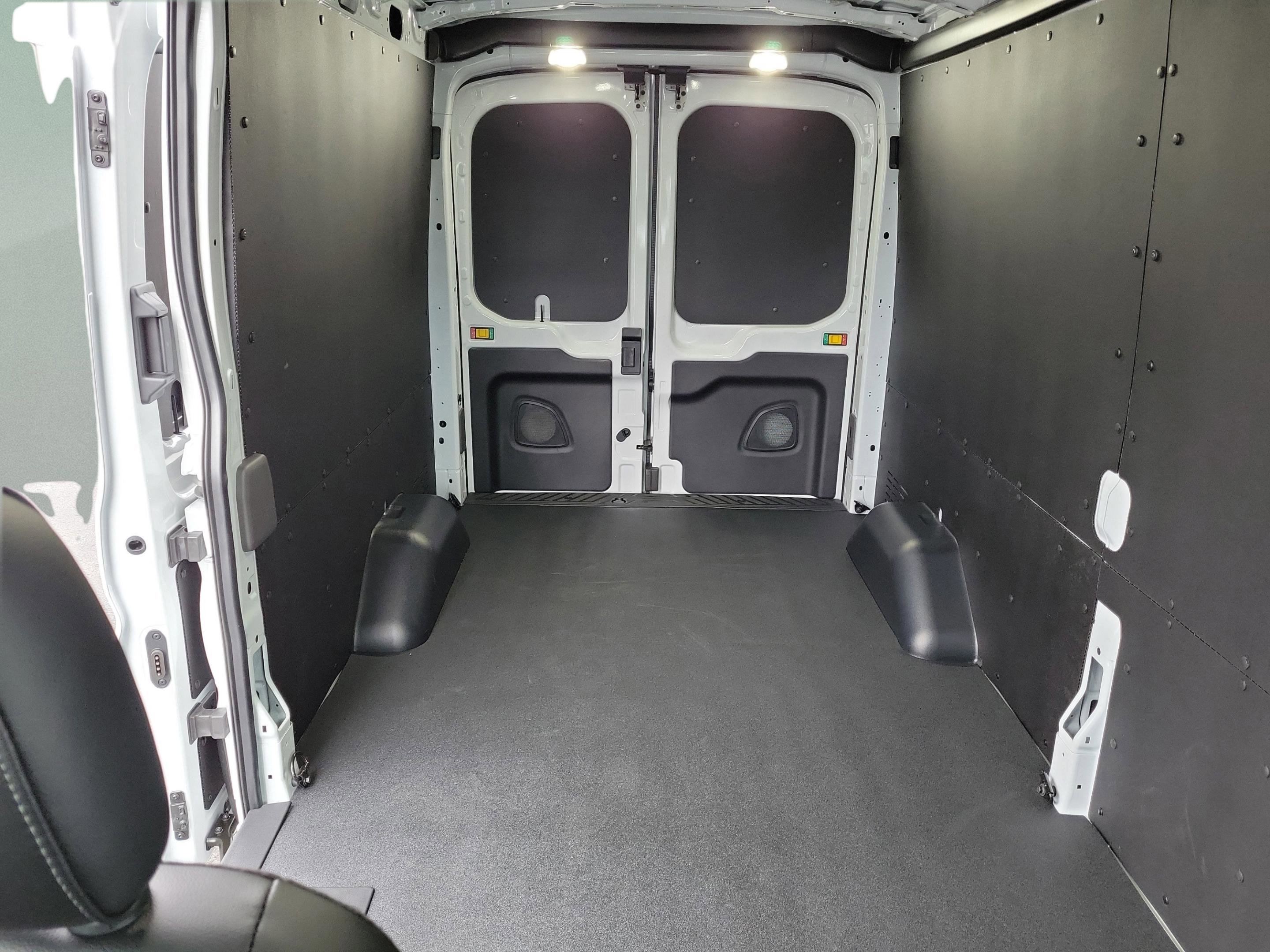 New 2026 Ford Transit 250 148 Medium Roof w/ Load Area Protection Package image 7