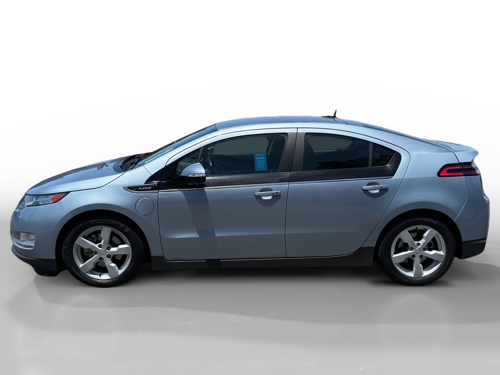 Used 2013 Chevrolet Volt Premium w/ Premium Trim Package FWD image 2