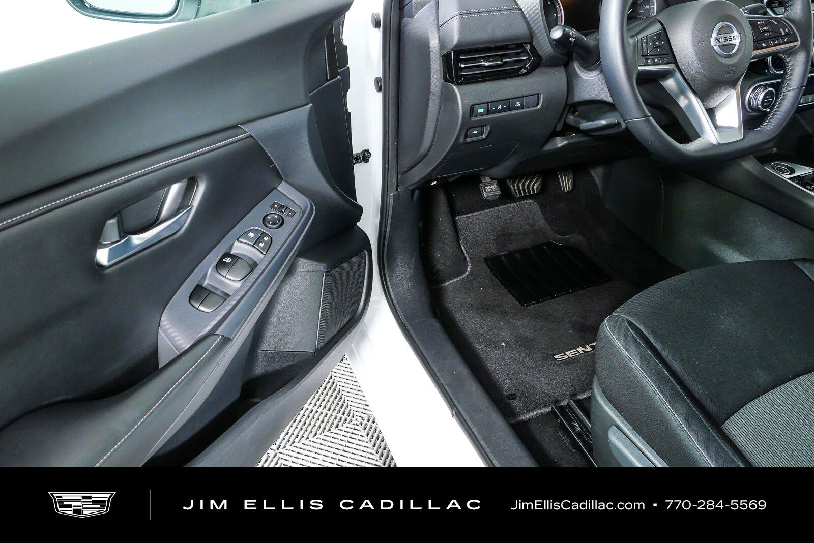 Used 2020 Nissan Sentra SV FWD image 7