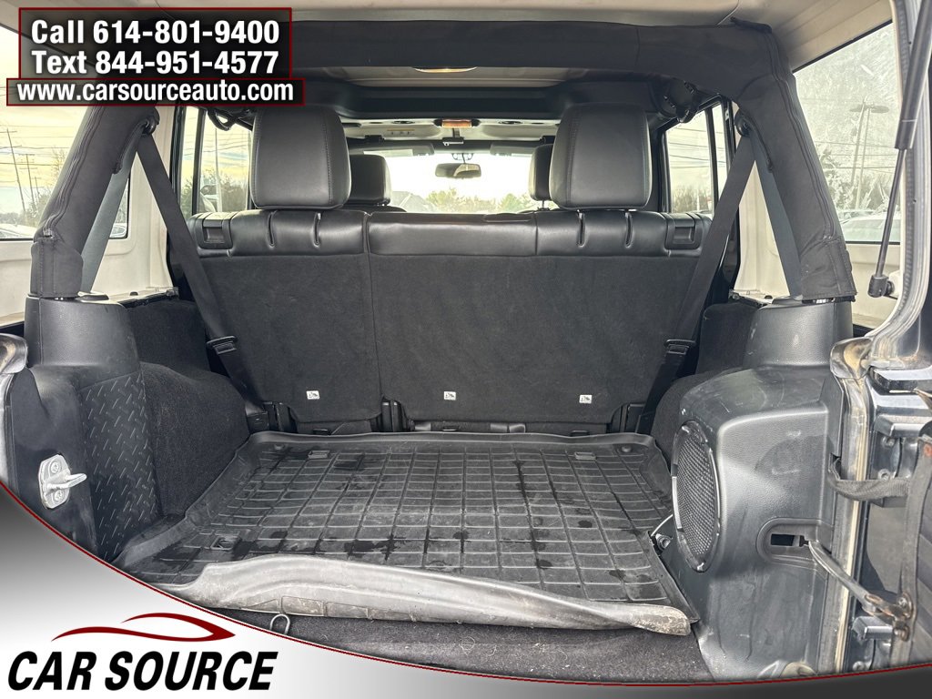 Used 2014 Jeep Wrangler Unlimited Sahara image 28
