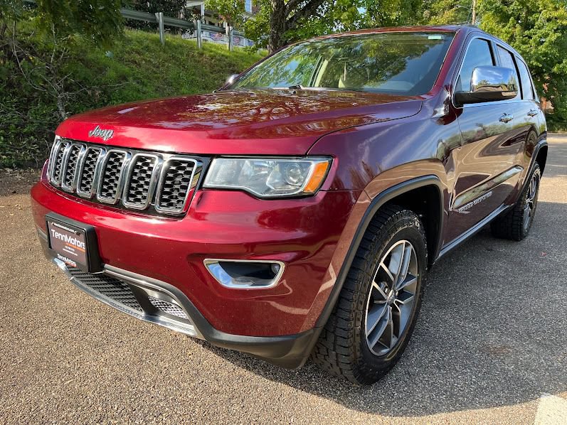 Used 2017 Jeep Grand Cherokee Limited AWD/4WD image 32