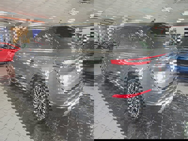 Used 2020 Lincoln Corsair Reserve w/ Equipment Group 201A image 6