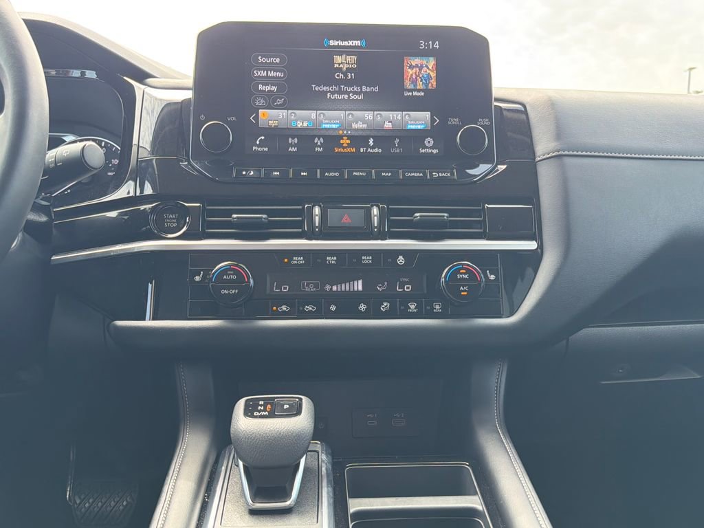 Certified 2025 Nissan Pathfinder SL AWD/4WD image 22