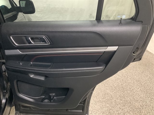 Used 2017 Ford Explorer Sport AWD/4WD image 25