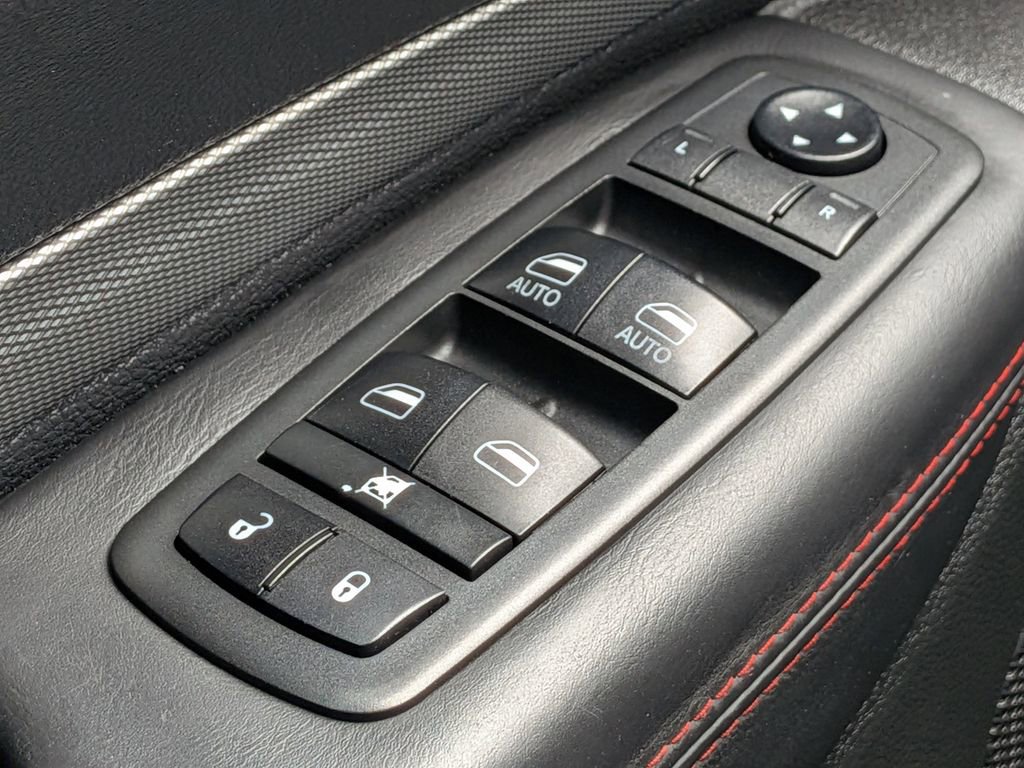 Used 2018 Dodge Durango R/T w/ Trailer Tow Group IV image 28