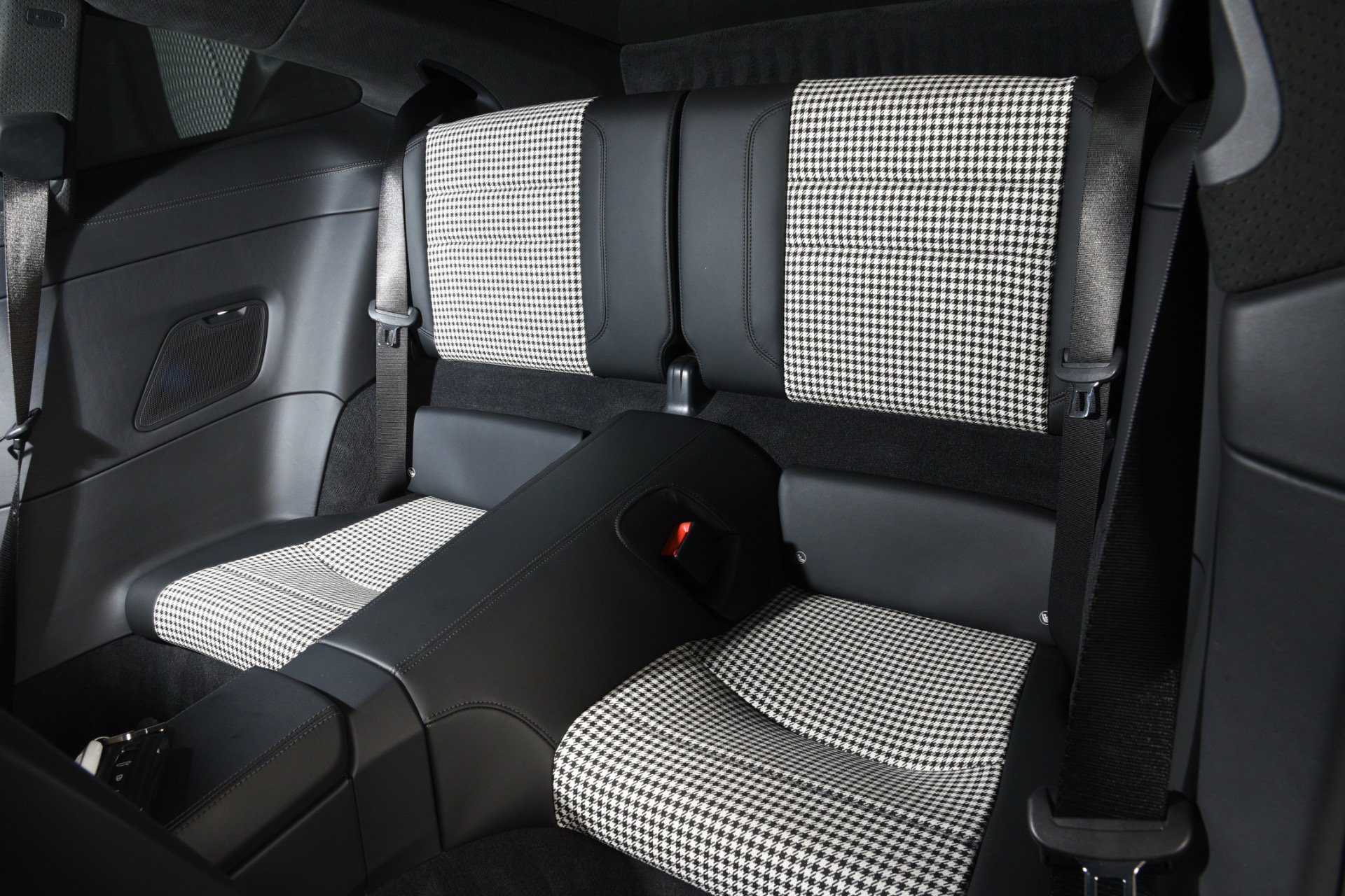 Used 2023 Porsche 911 Sport Classic RWD image 7