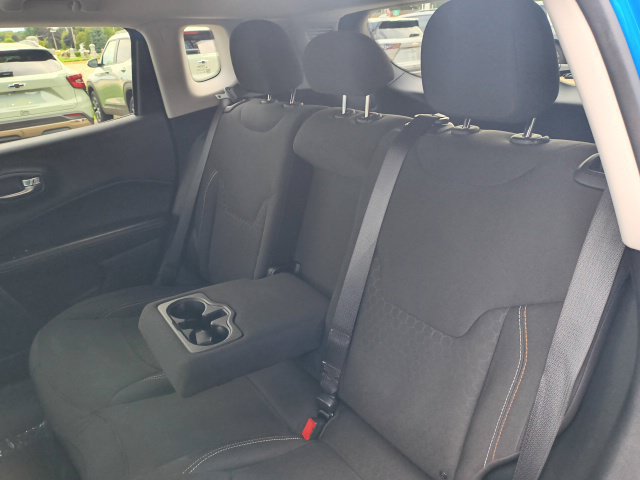 Used 2020 Jeep Compass Sport AWD/4WD image 15