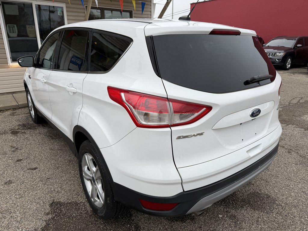 Used 2016 Ford Escape SE AWD/4WD image 3