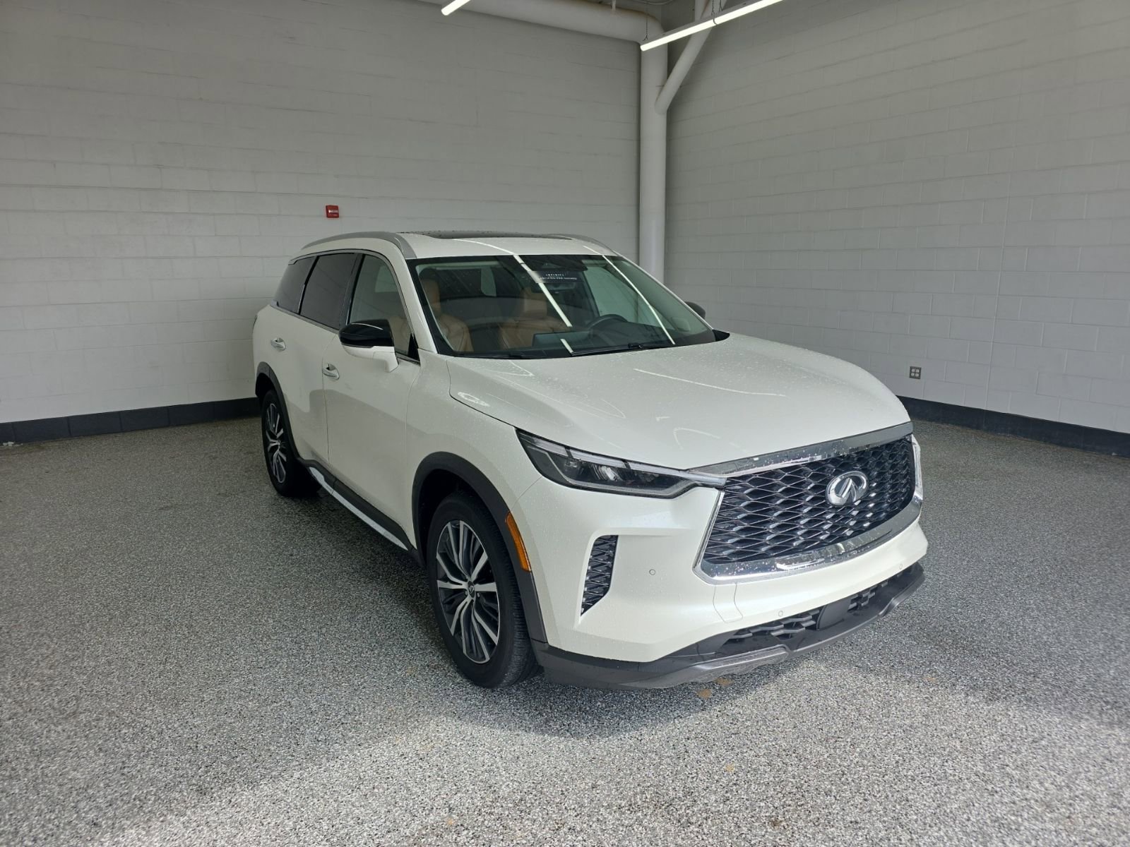 Certified 2025 INFINITI QX60 Sensory w/ Vision Package image 7