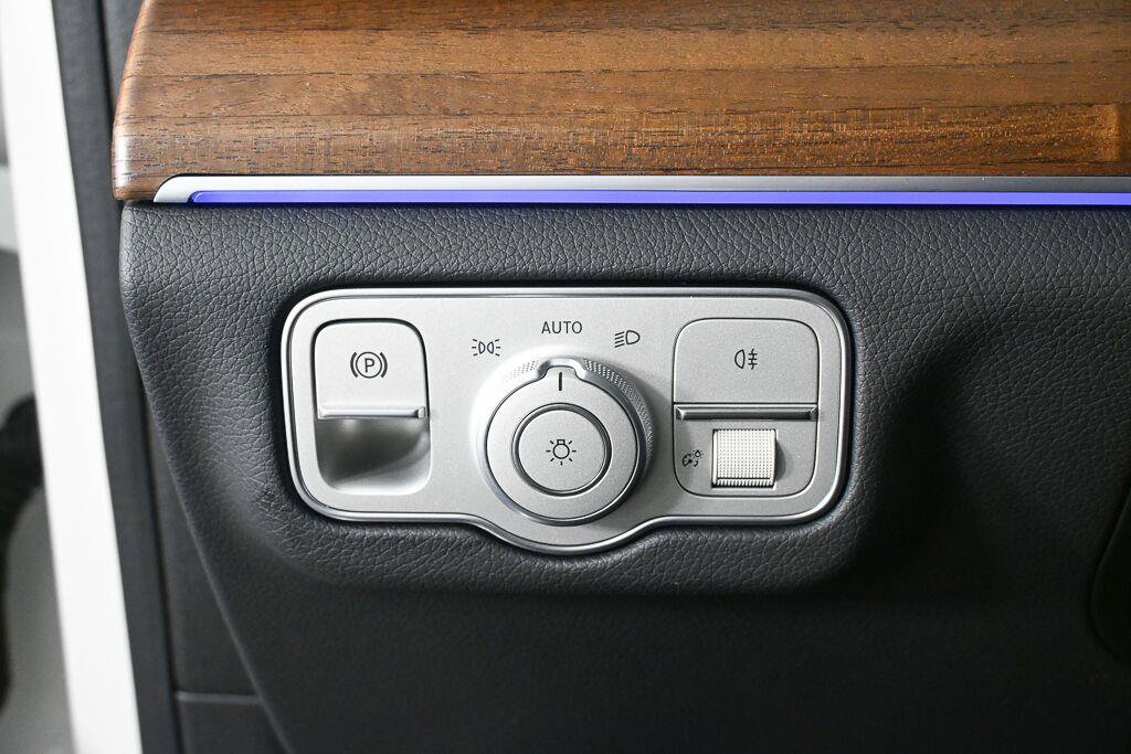 Certified 2025 Mercedes-Benz GLE 350 4MATIC image 9