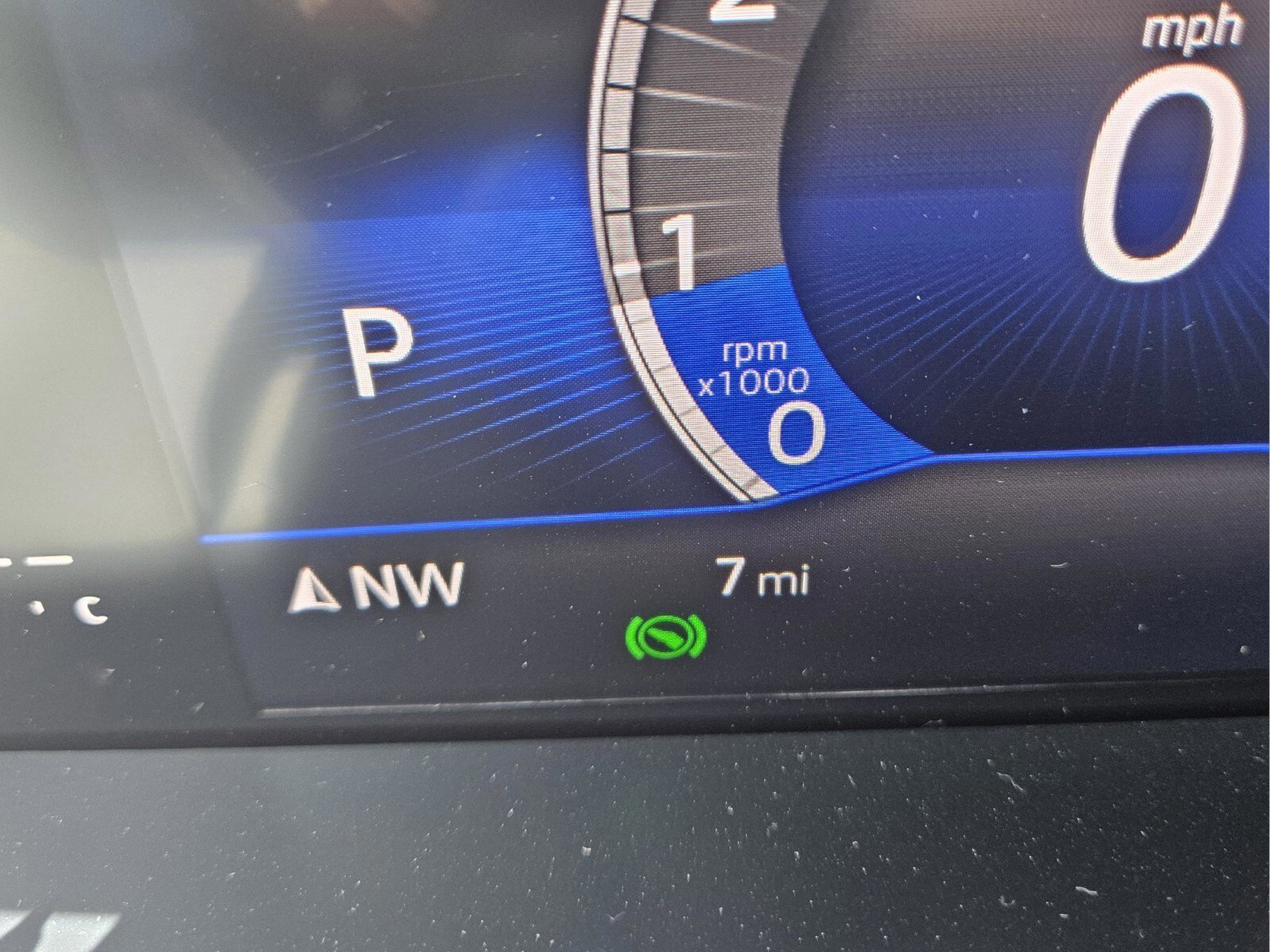 New 2025 Volkswagen Taos SE image 19